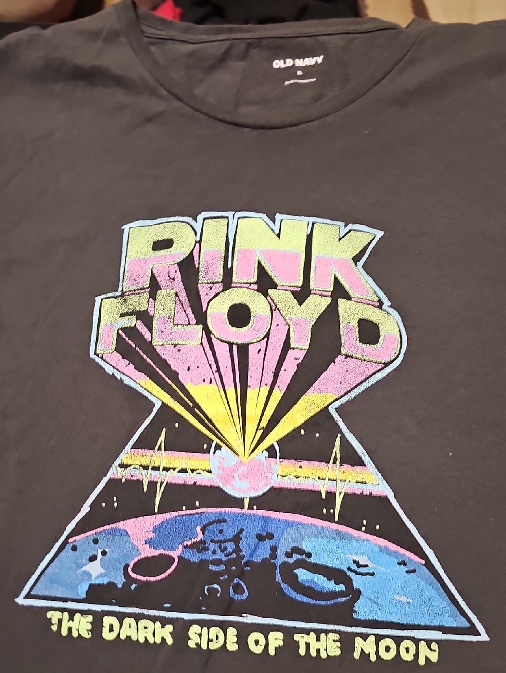 Pink Floyd Graphic Tee with Pink Yellow Blue Print